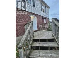 303 McLaughlin Drive, photo 2