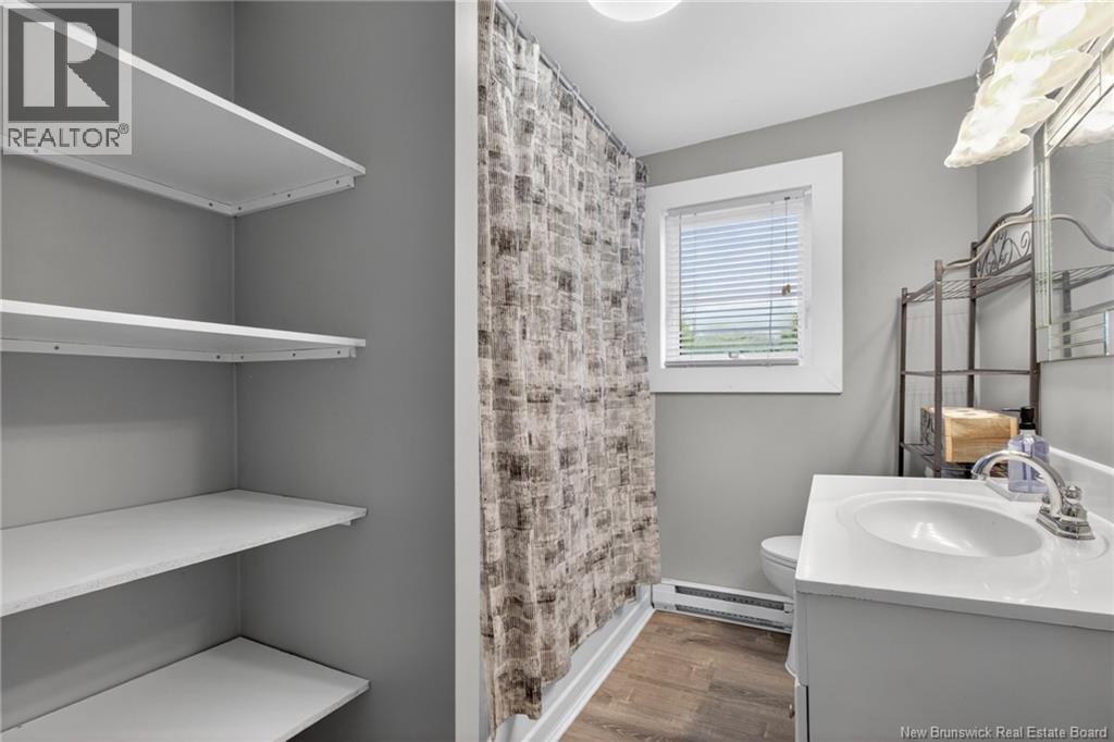 8 Nowlan Avenue - 13