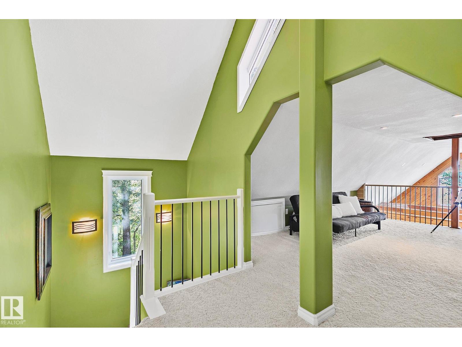 16 WILLOW AV - 33