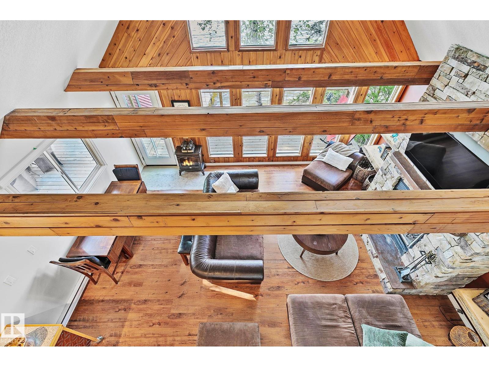 16 WILLOW AV - 35
