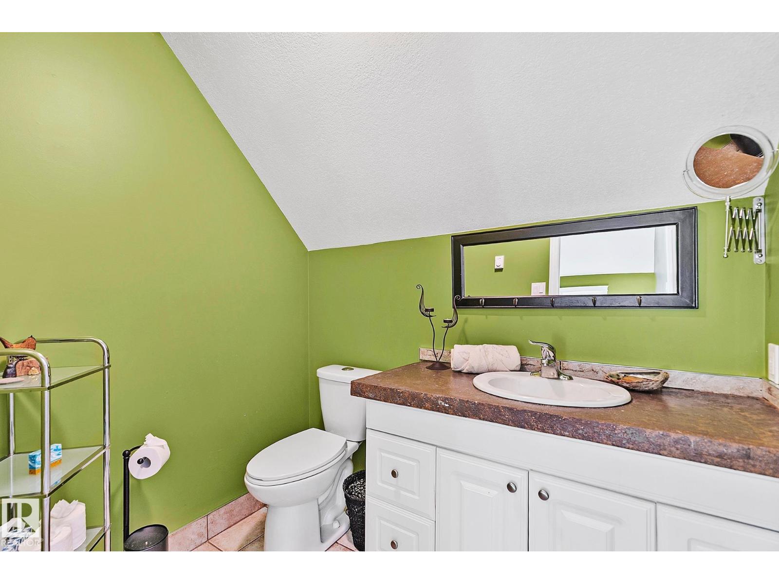 16 WILLOW AV - 37