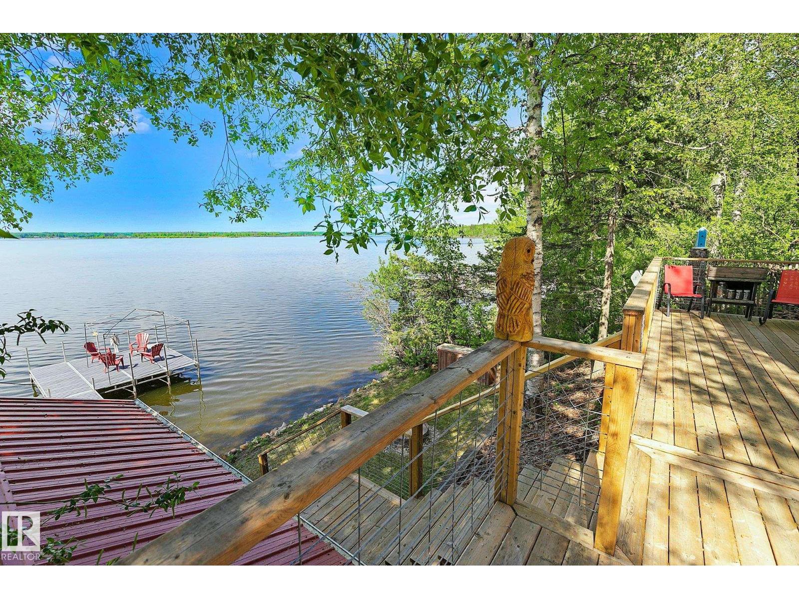 16 WILLOW AV - 42