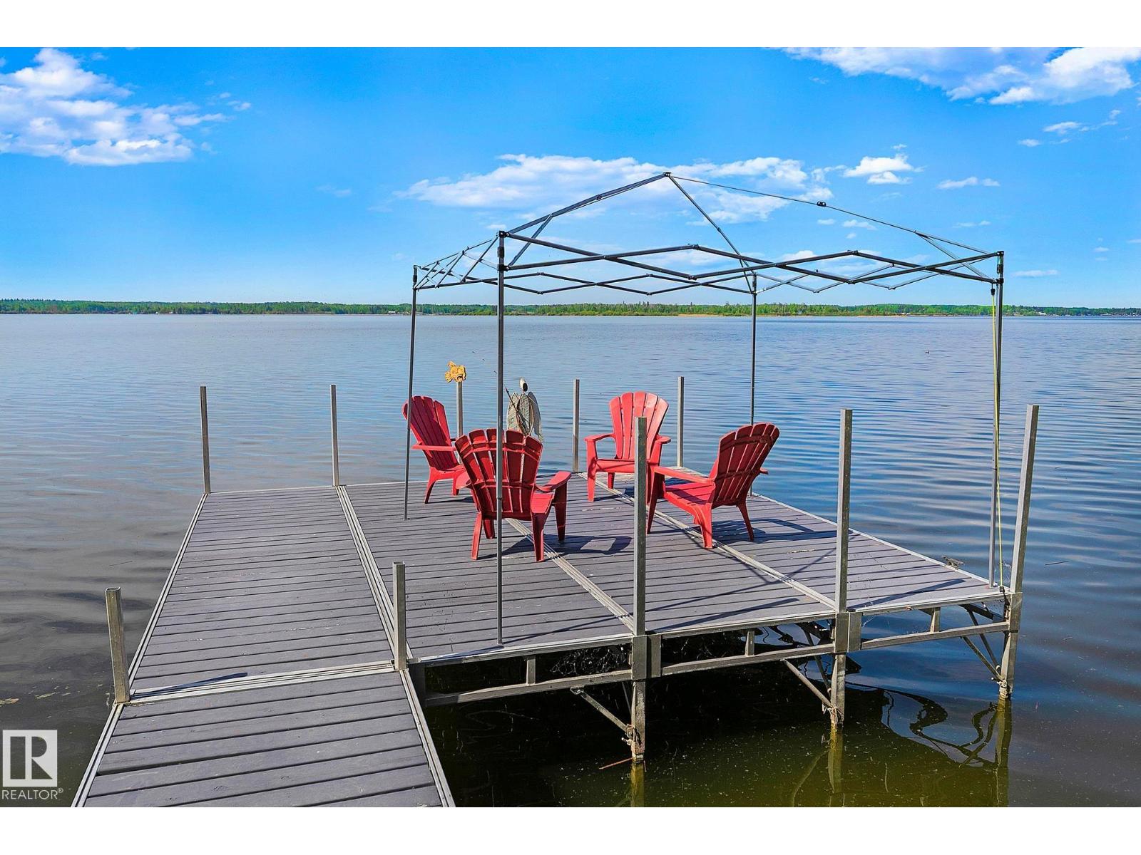 16 WILLOW AV - 45