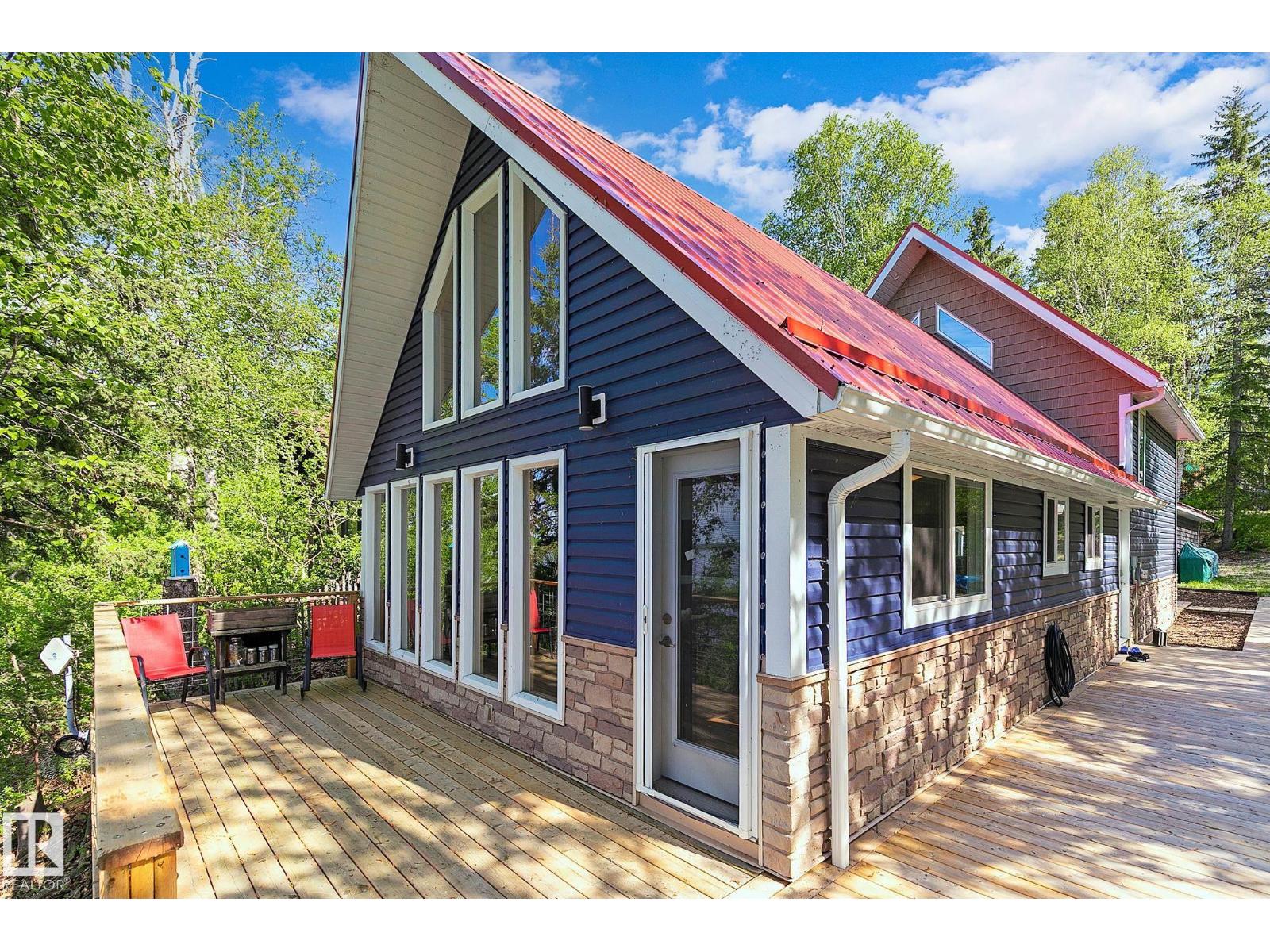 16 WILLOW AV - 5