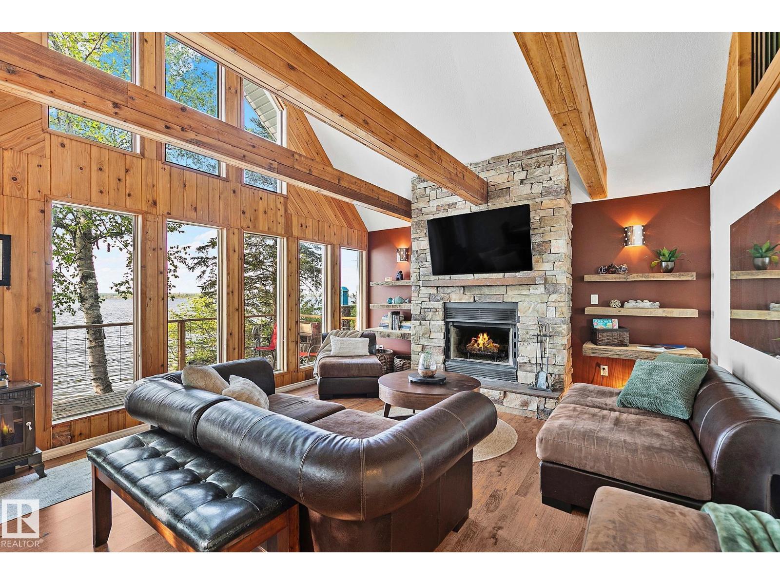 16 WILLOW AV - 6