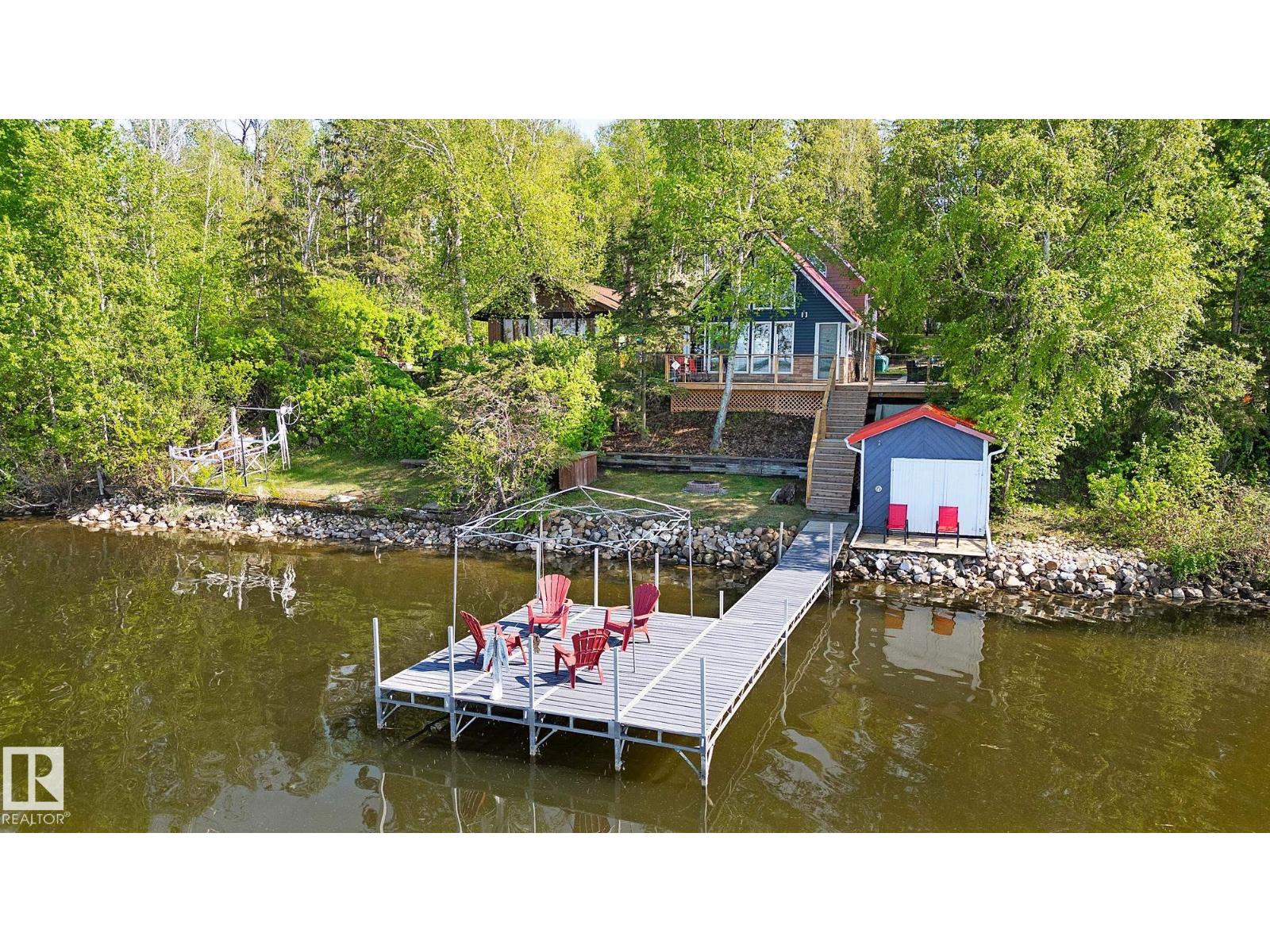 16 WILLOW AV - 64