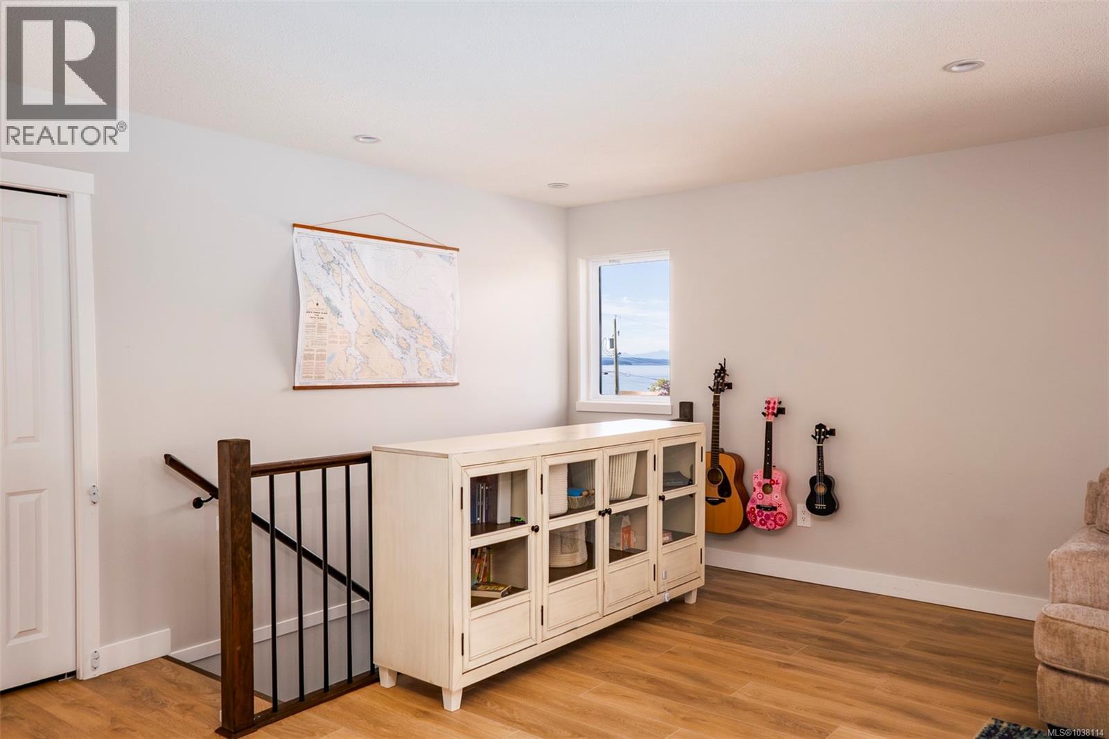 3238 Malcolm Rd - 13