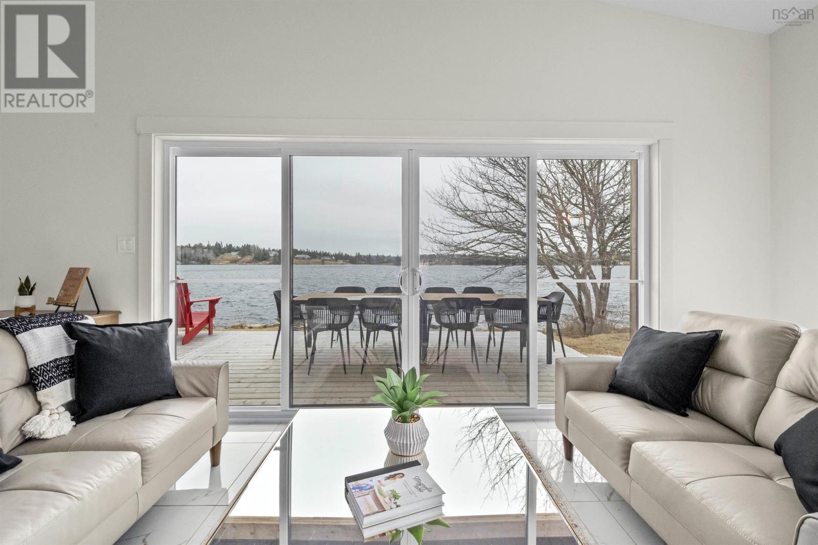1612 Crowell Road - 12