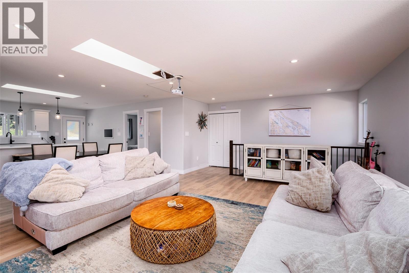 3238 Malcolm Rd - 19