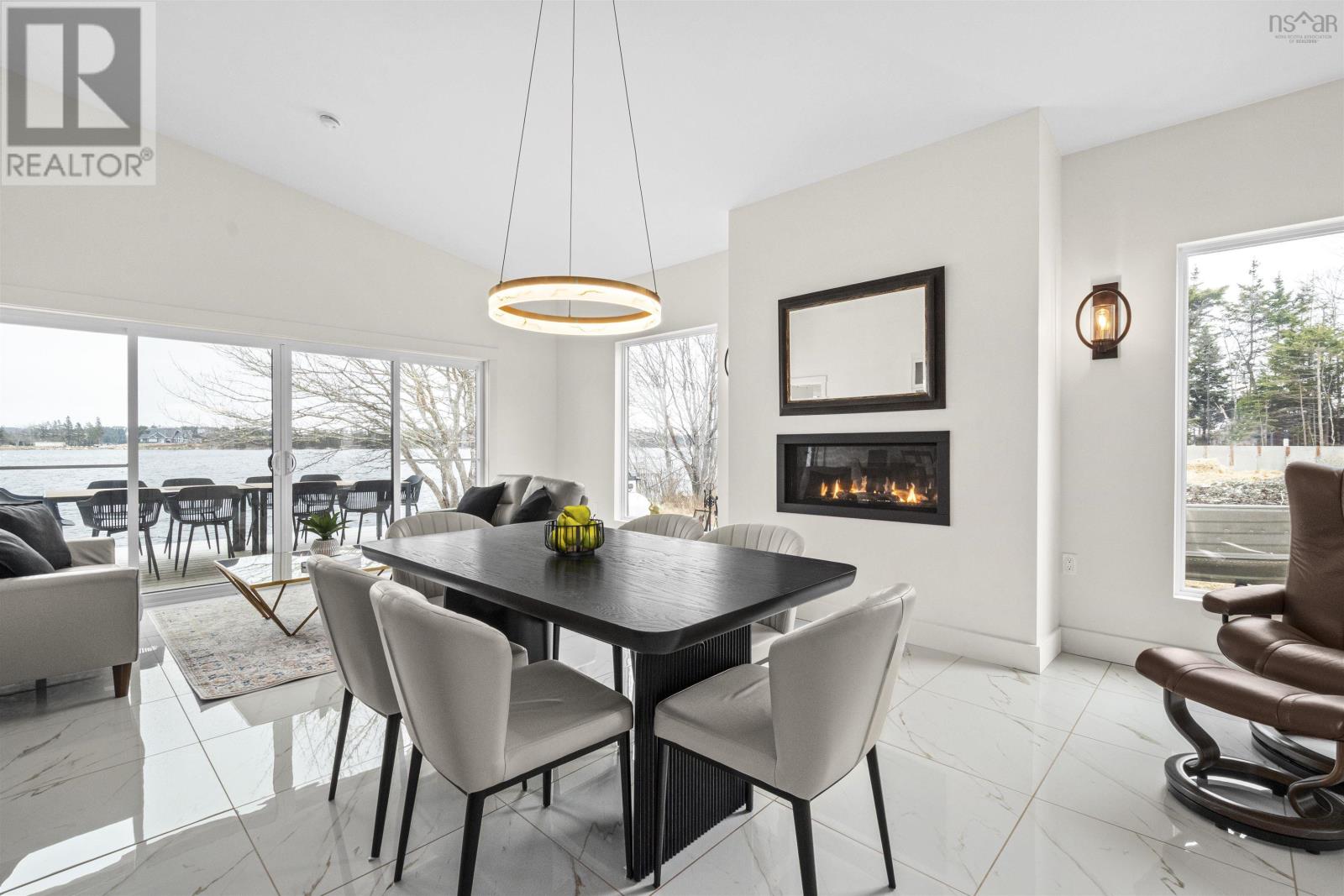 1612 Crowell Road - 8