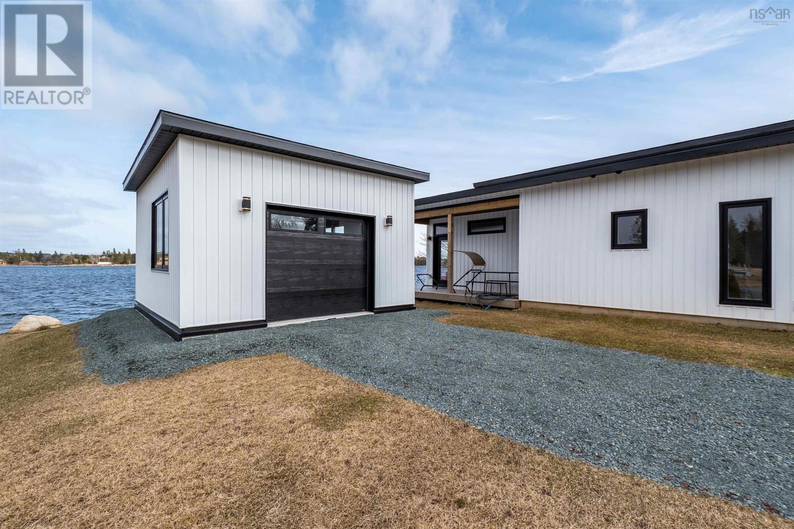 1612 Crowell Road - 35