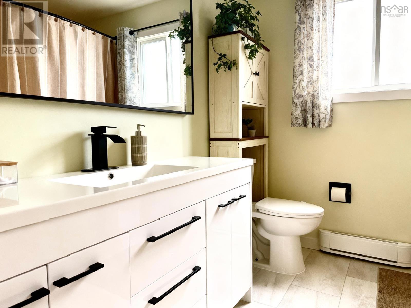 430 Old Sackville Road - 15