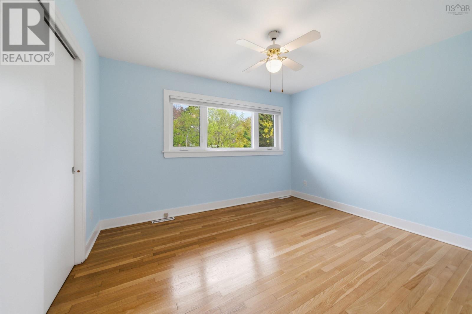 26 Gateway Road - 31