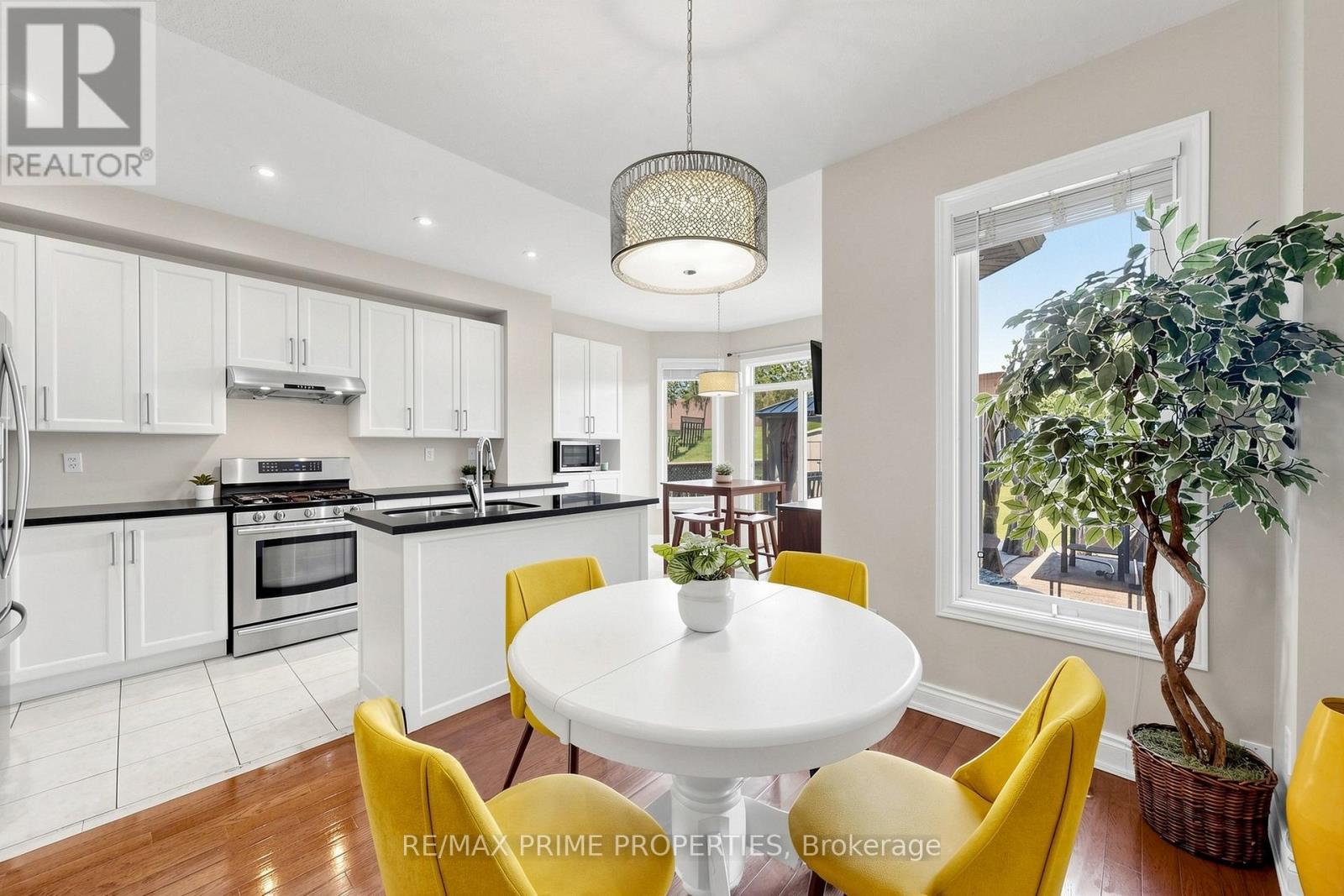 68 HARBOURTOWN CRESCENT - 9