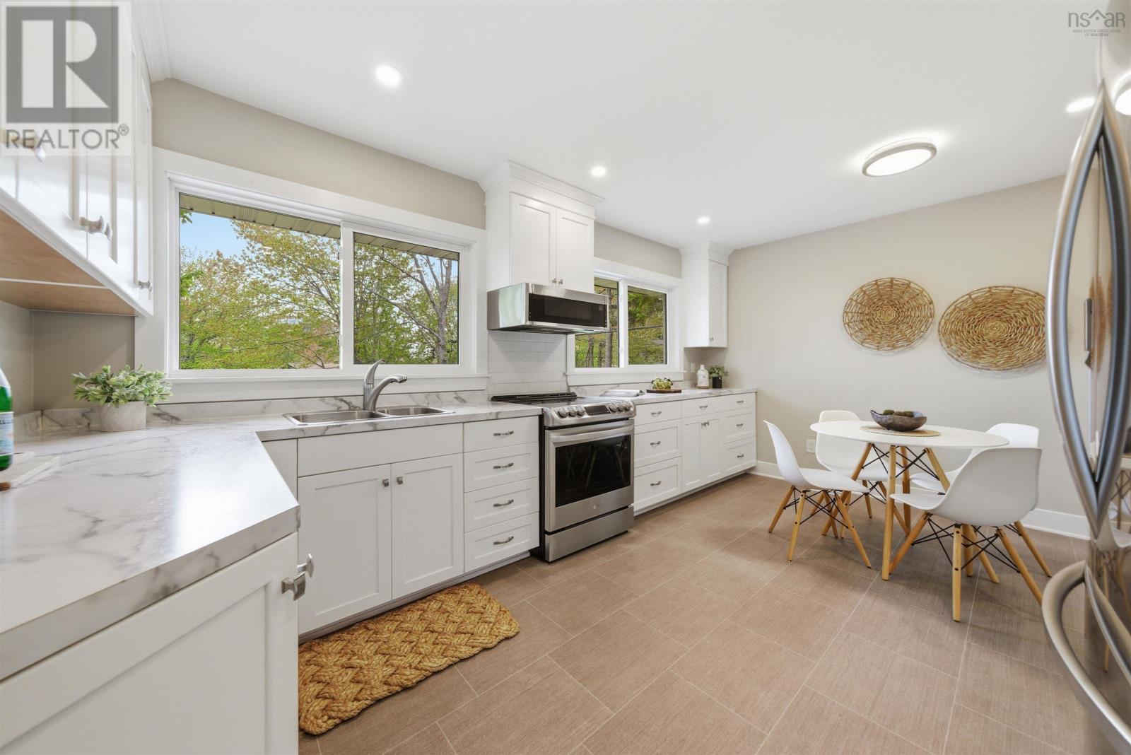 26 Gateway Road - 24