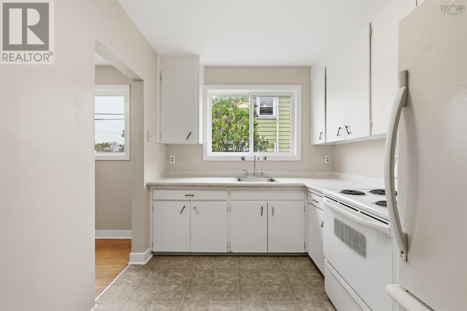 Property 2 of 27 of 55 & 55 1/2 Glenwood Avenue