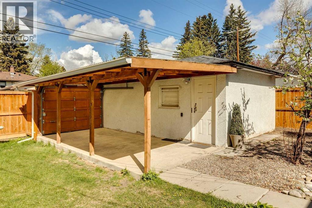 175 Havenhurst Crescent SW - 47