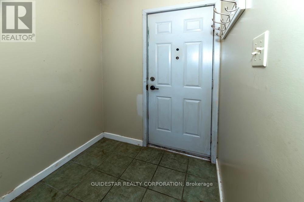 6501 DOCTOR BLAIR CRESCENT - 3