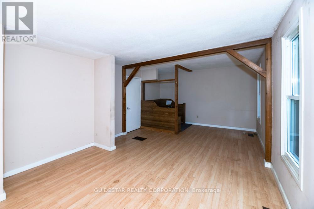 6501 DOCTOR BLAIR CRESCENT - 7