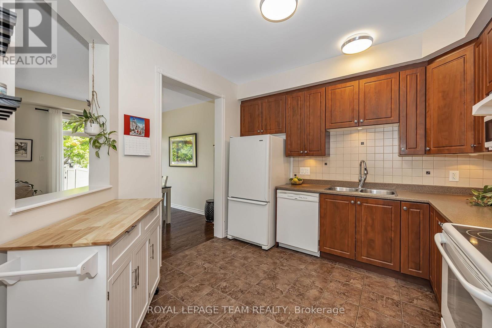472 CELTIC RIDGE CRESCENT - 13