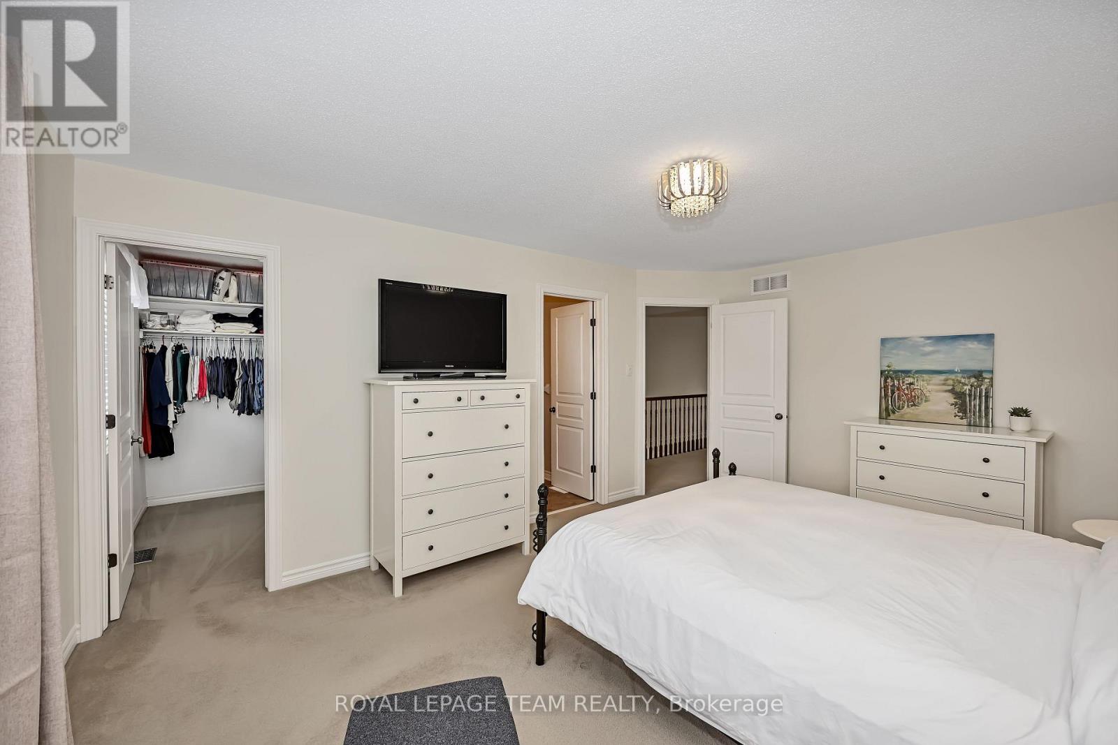 472 CELTIC RIDGE CRESCENT - 22