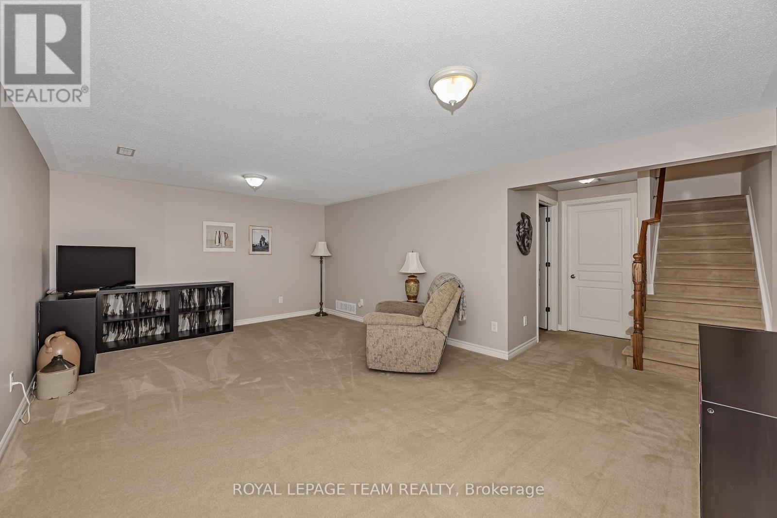 472 CELTIC RIDGE CRESCENT - 31