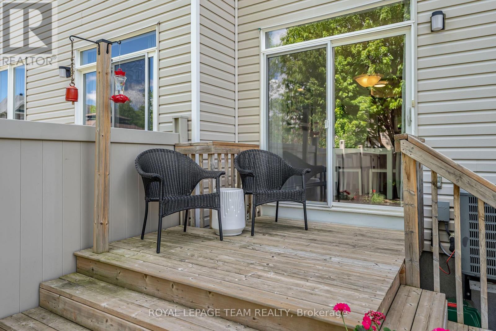 472 CELTIC RIDGE CRESCENT - 32
