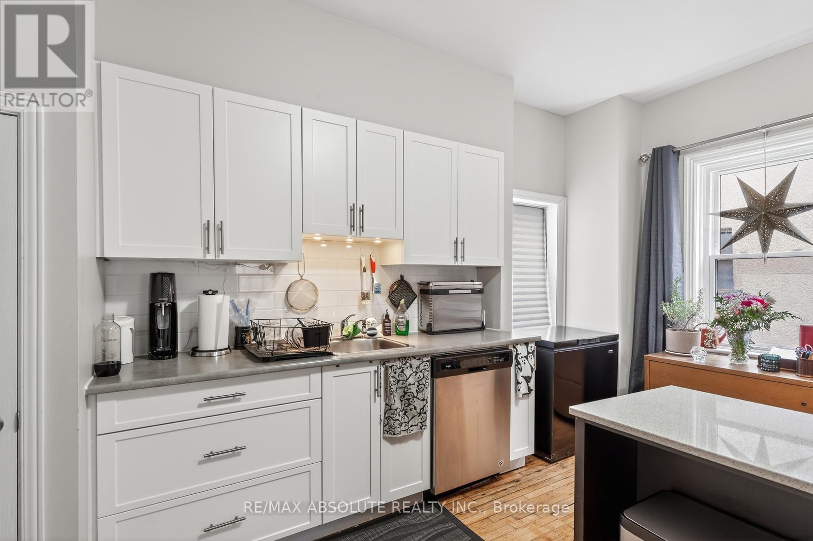 3 Bed, 1 Bath House for Sale in Ottawa – 231 BELL STREET N, Ottawa – MLS# X13212554 - Image 8