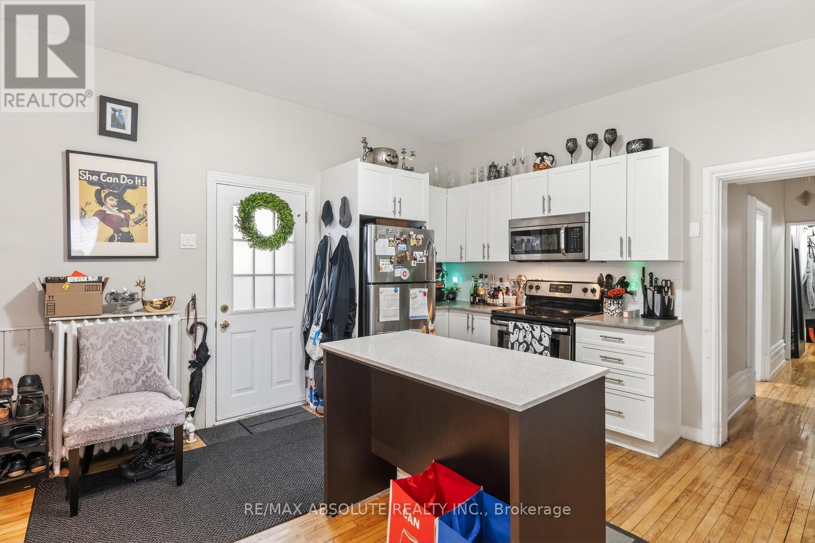 3 Bed, 1 Bath House for Sale in Ottawa – 231 BELL STREET N, Ottawa – MLS# X13212554 - Image 9