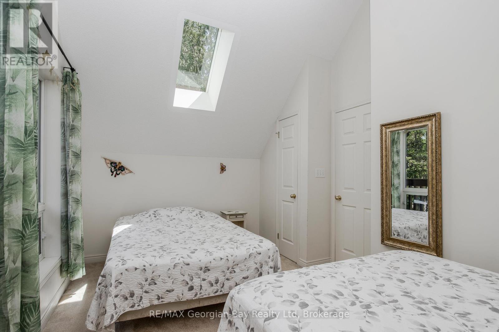 2 RIDOUT COURT - 14
