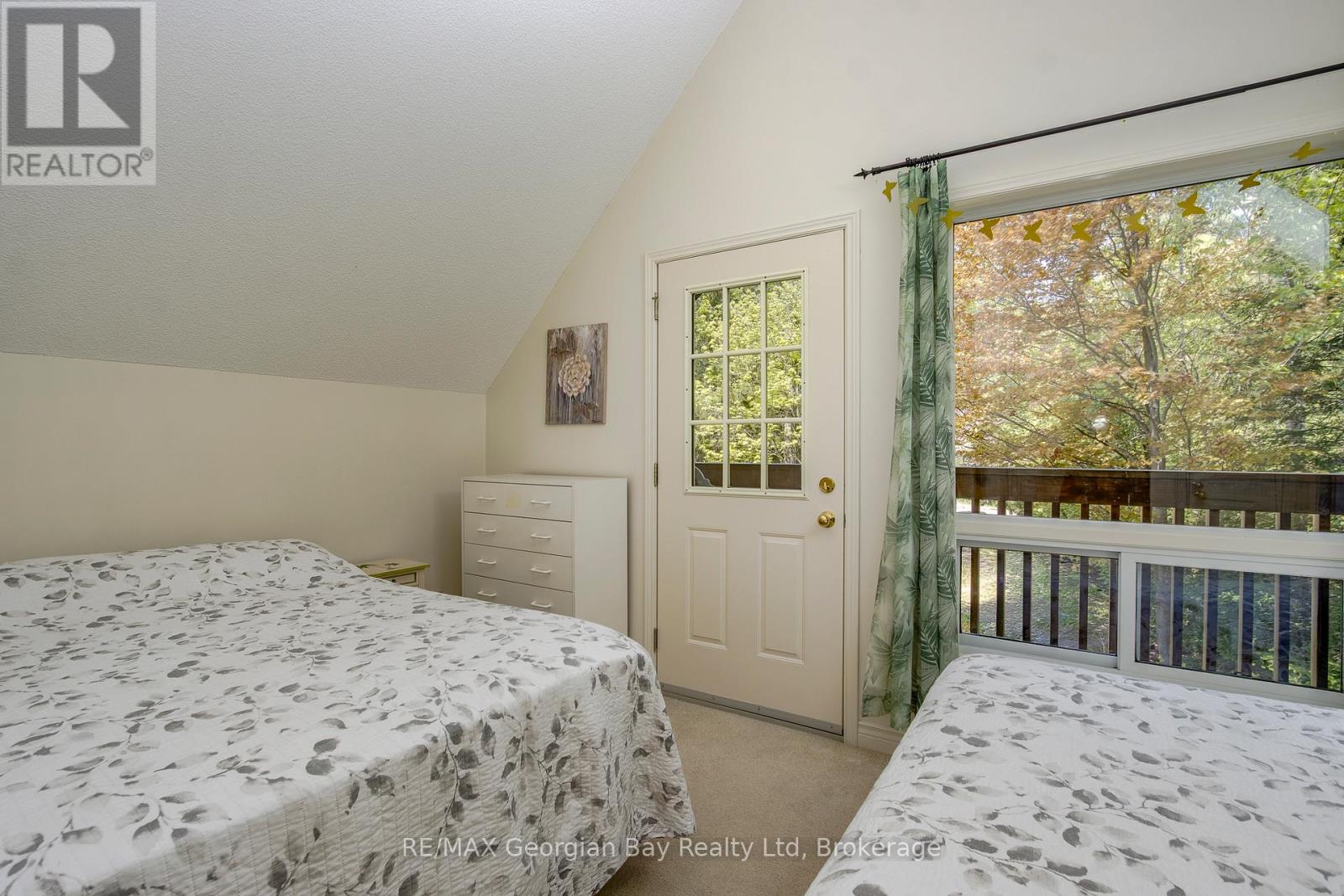 2 RIDOUT COURT - 15