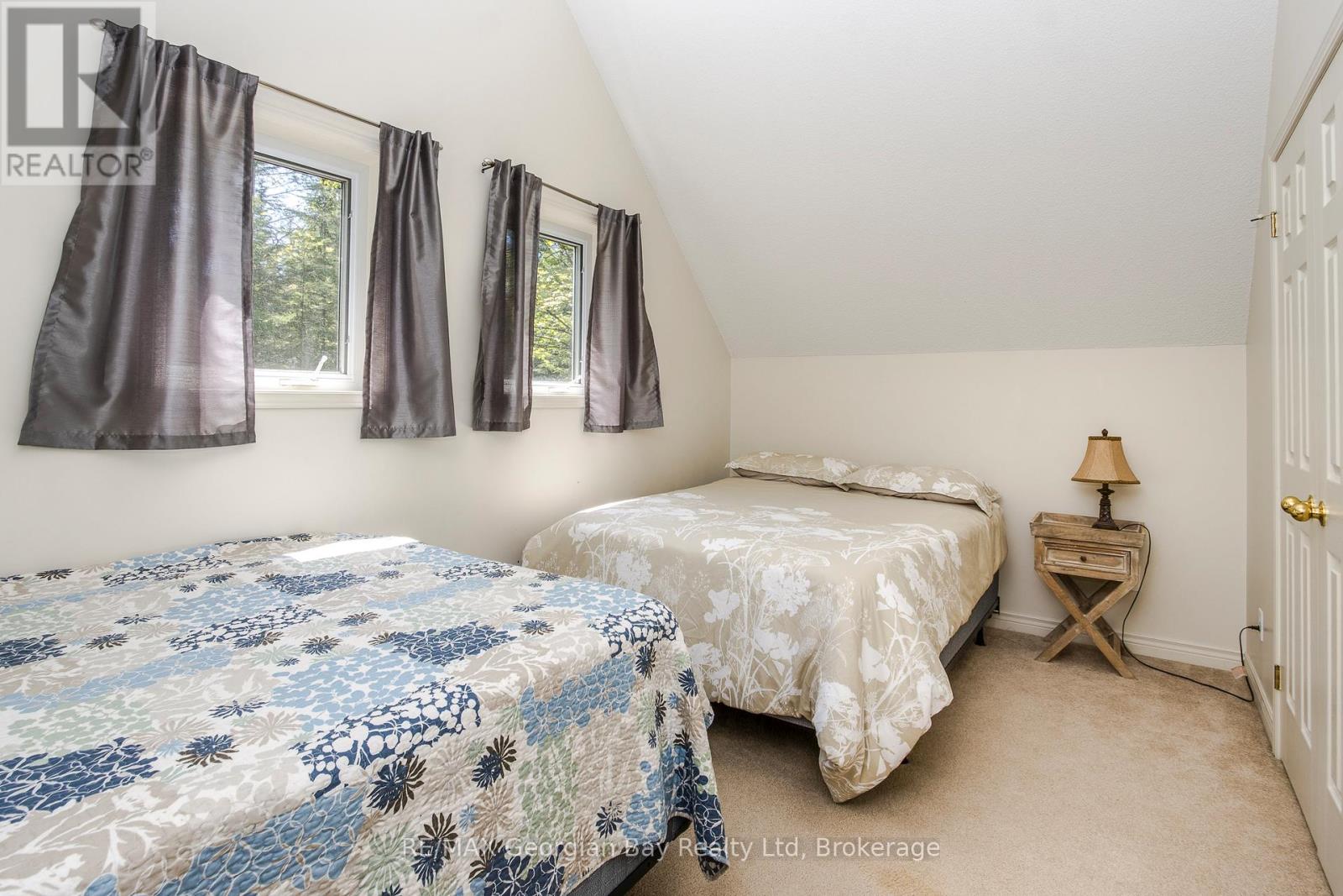 2 RIDOUT COURT - 16