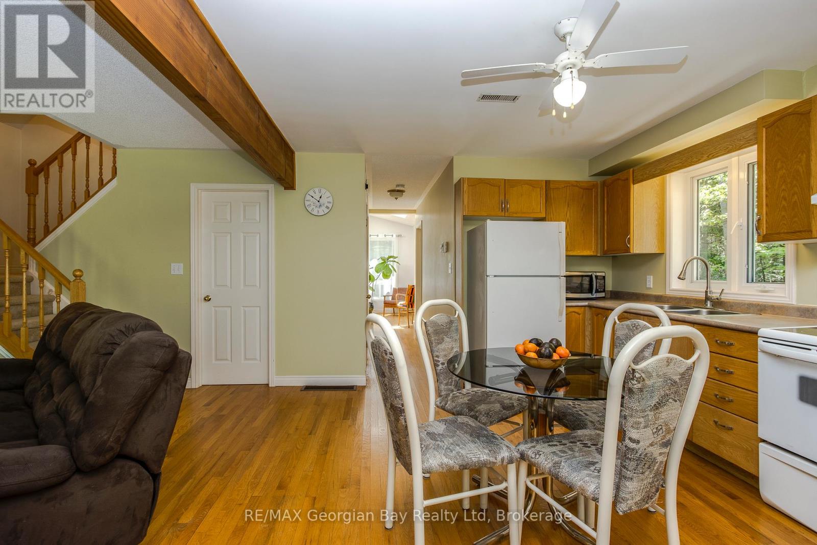 2 RIDOUT COURT - 6