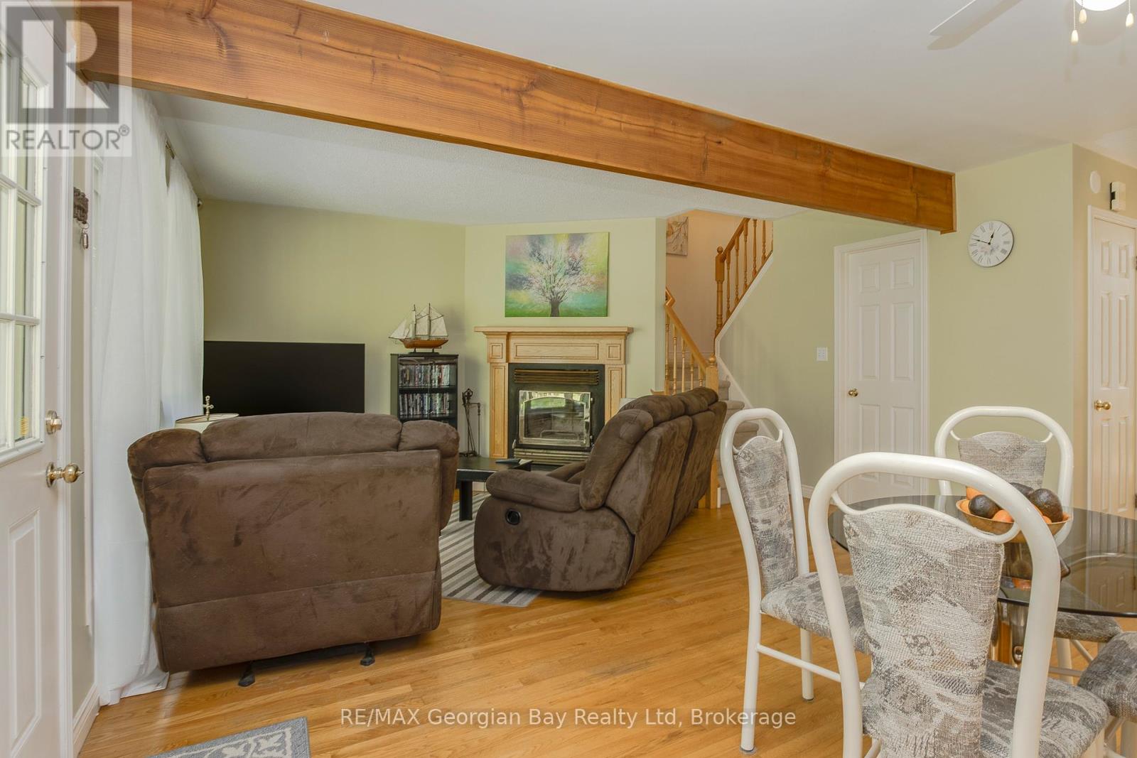 2 RIDOUT COURT - 7