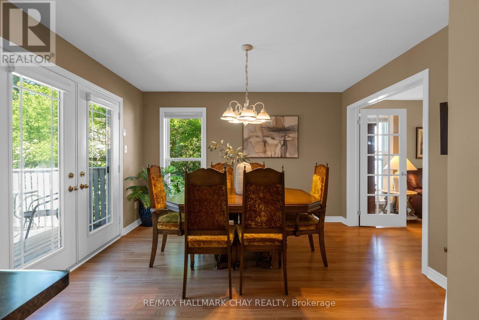 226 MCCREA DRIVE - 11