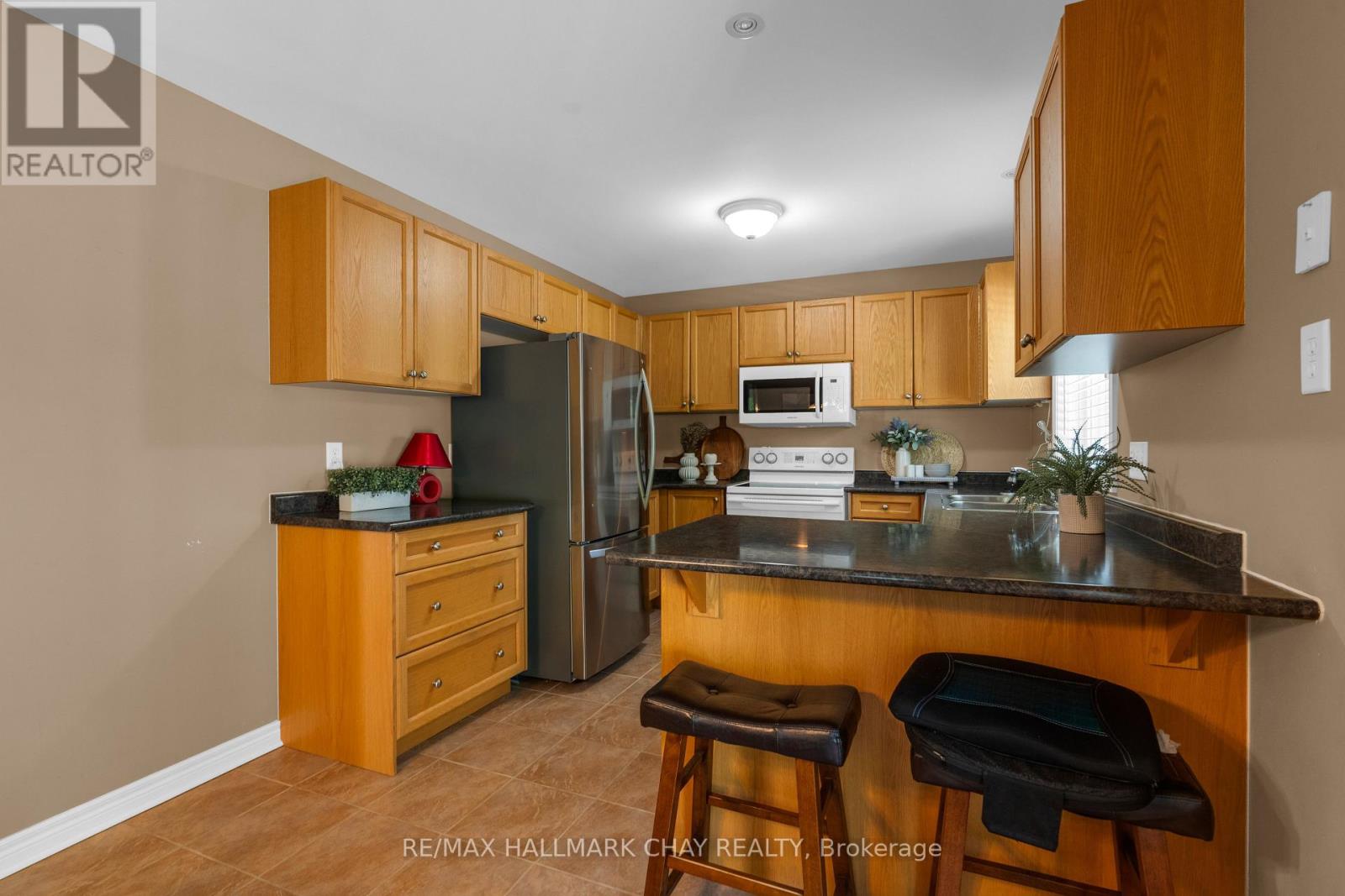 226 MCCREA DRIVE - 16