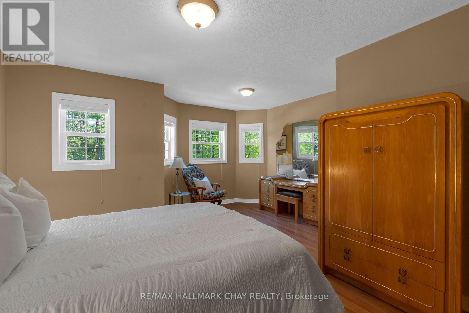 226 MCCREA DRIVE - 25