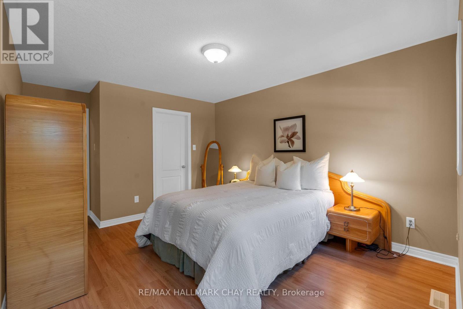 226 MCCREA DRIVE - 26