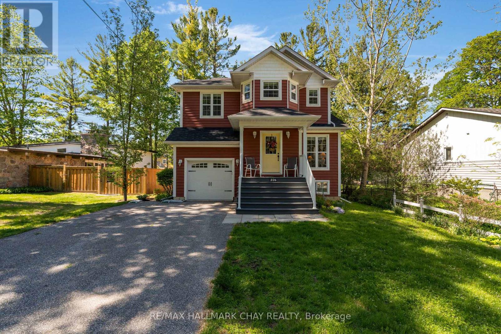 226 MCCREA DRIVE - 4