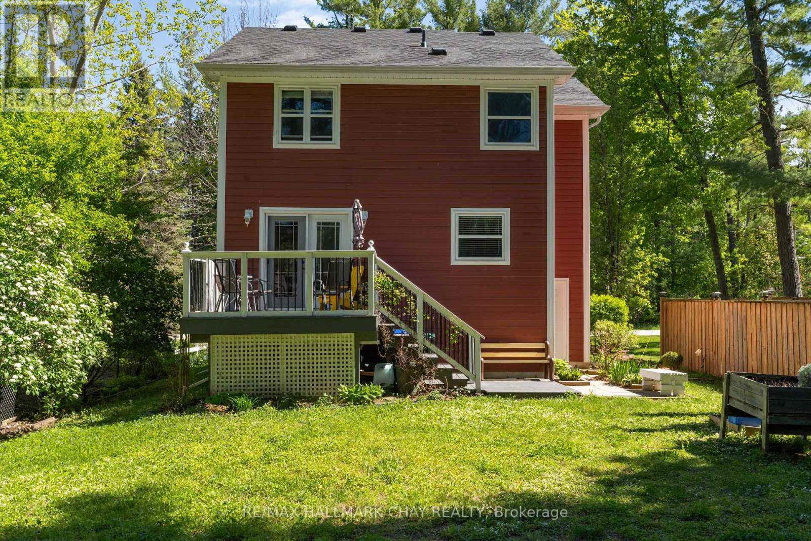 226 MCCREA DRIVE - 40