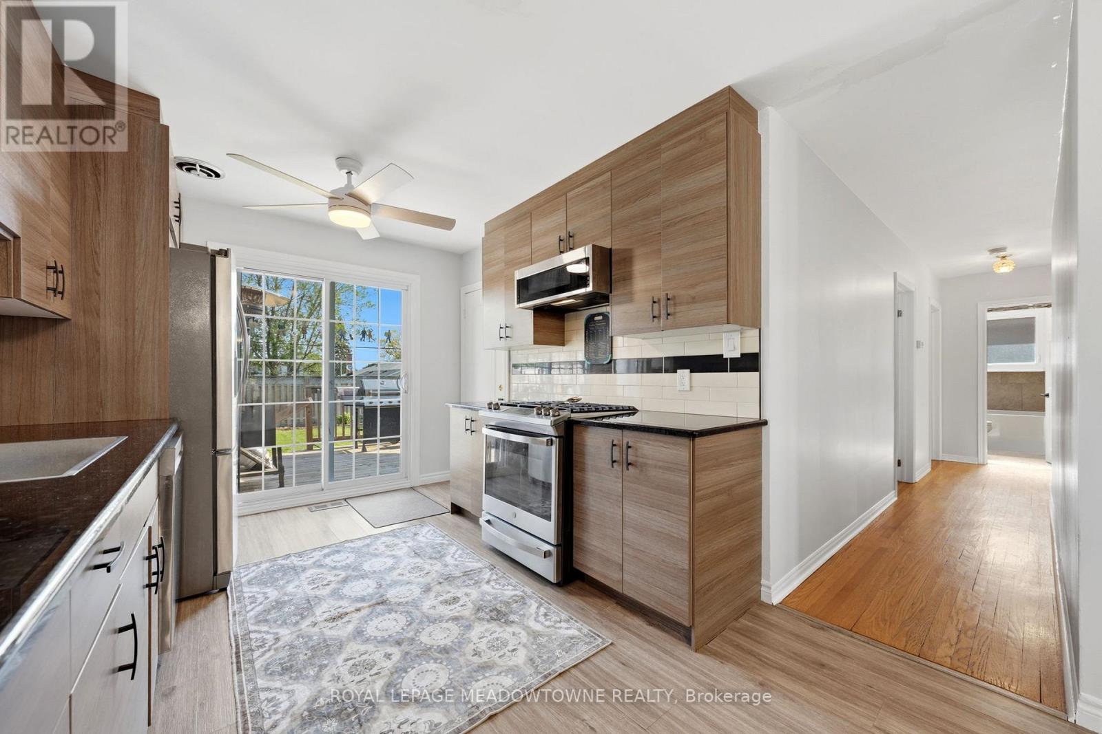 26 MOULTREY CRESCENT - 11