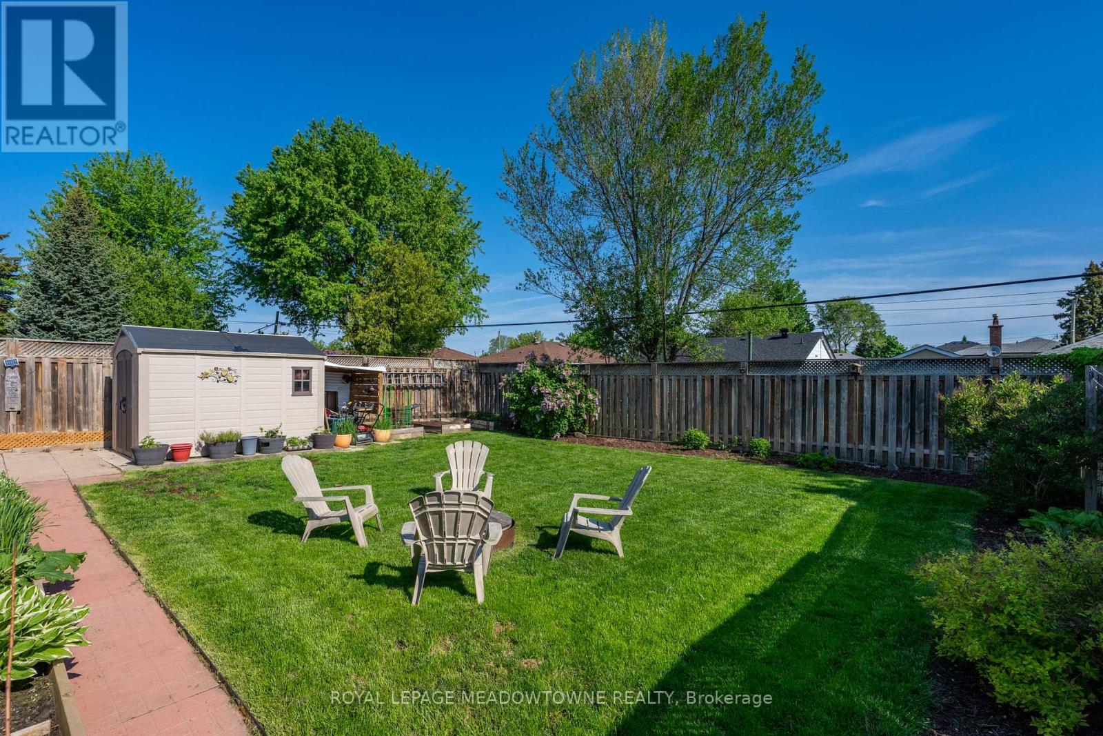26 MOULTREY CRESCENT - 28