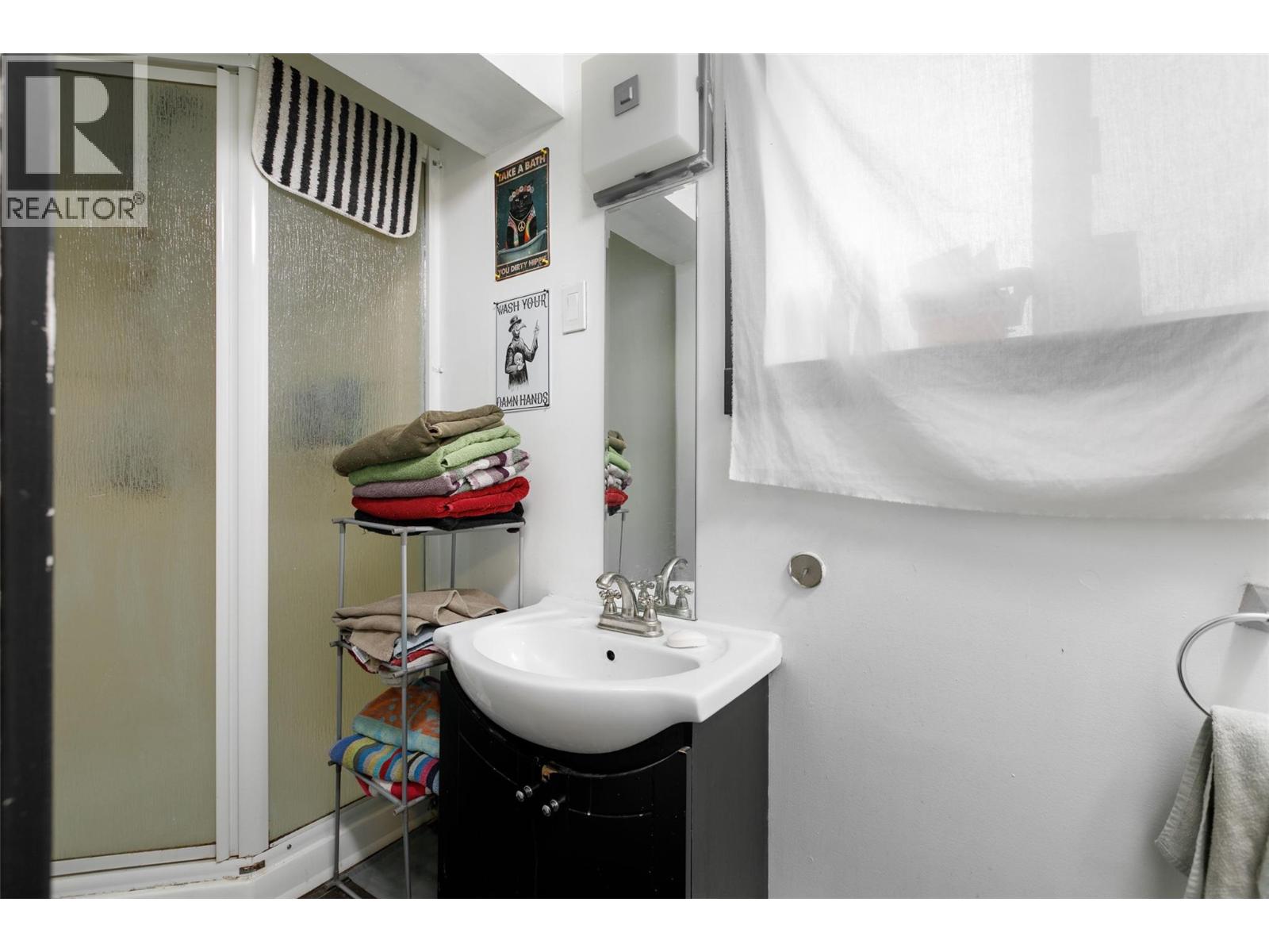  1242 Bowes Road, West Kelowna