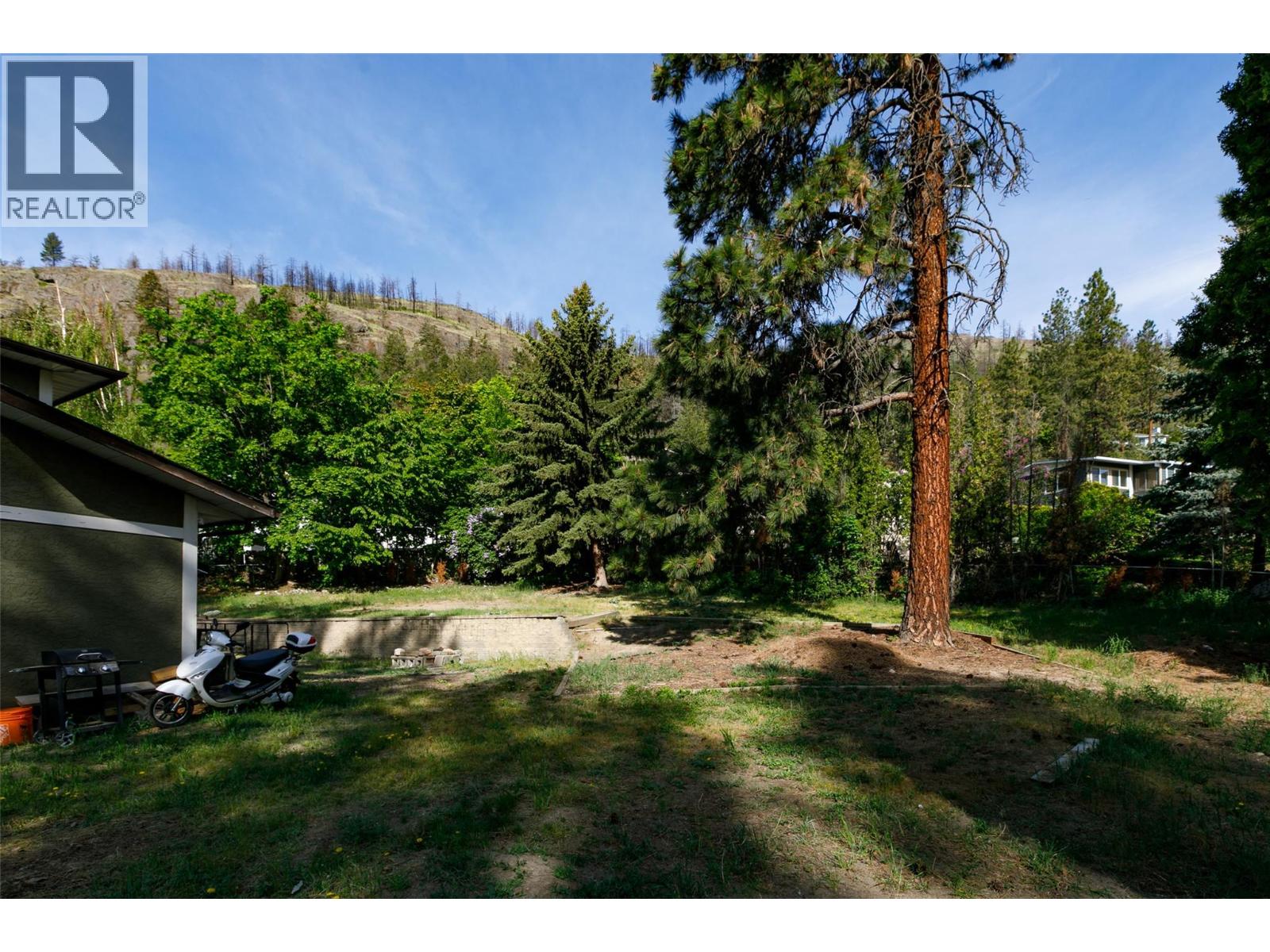  1242 Bowes Road, West Kelowna
