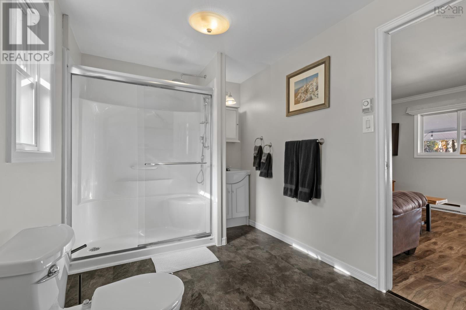 27 Crooked Lake Road - 25