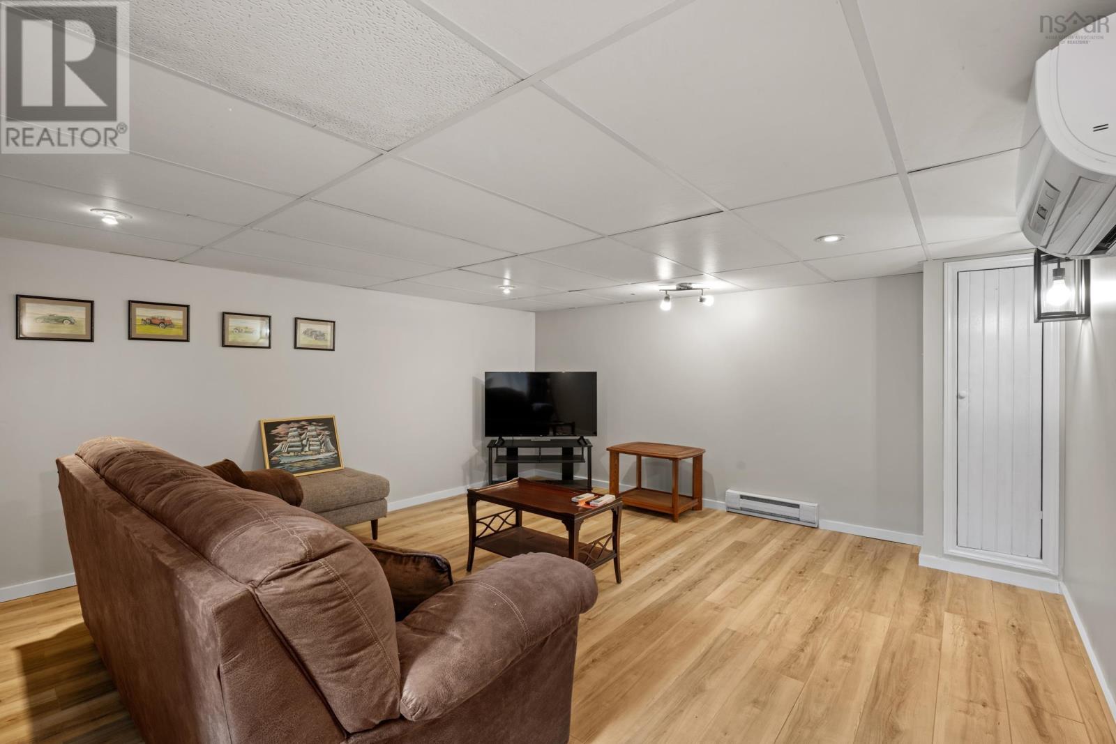 27 Crooked Lake Road - 33