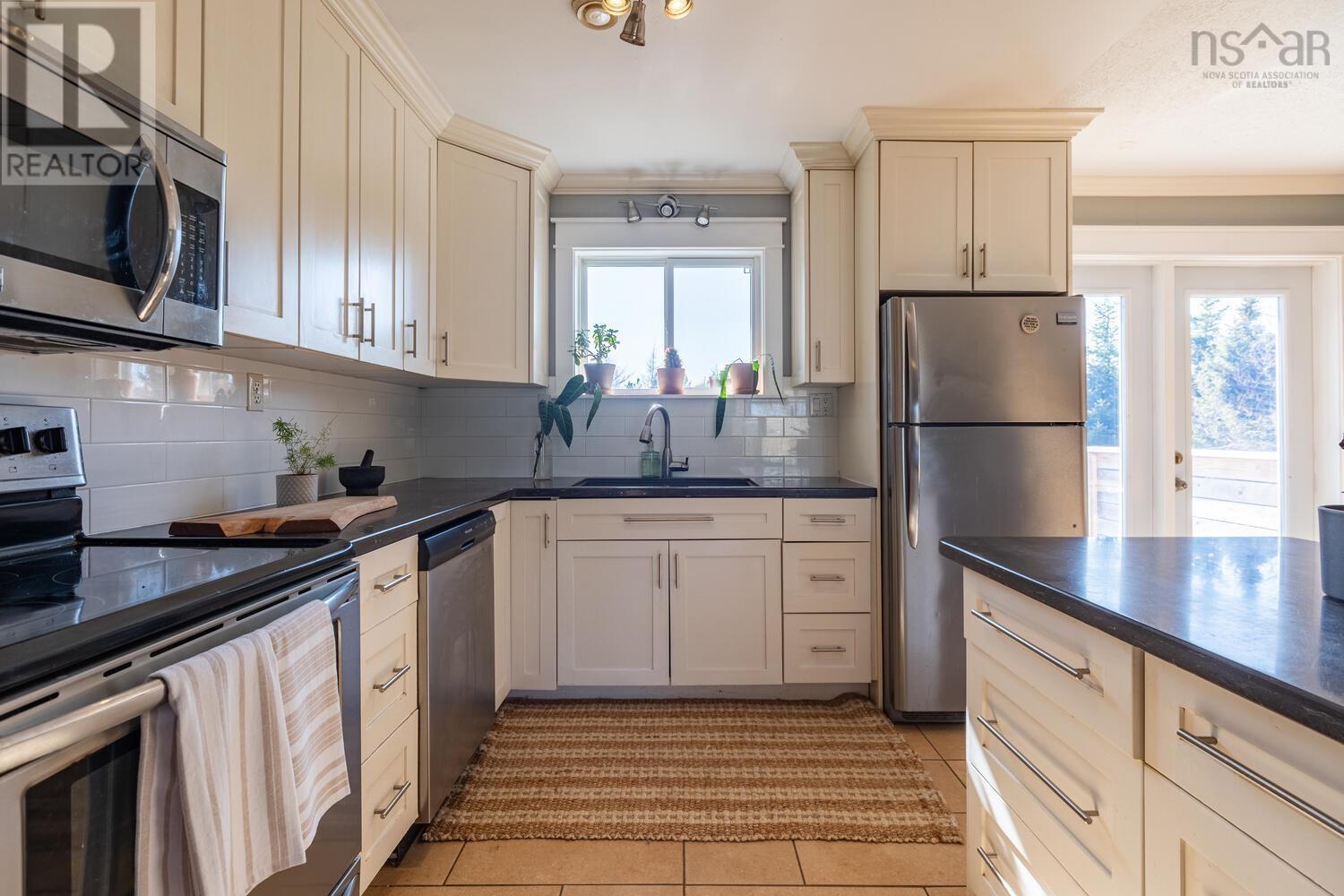 42 David Allen Drive - 12