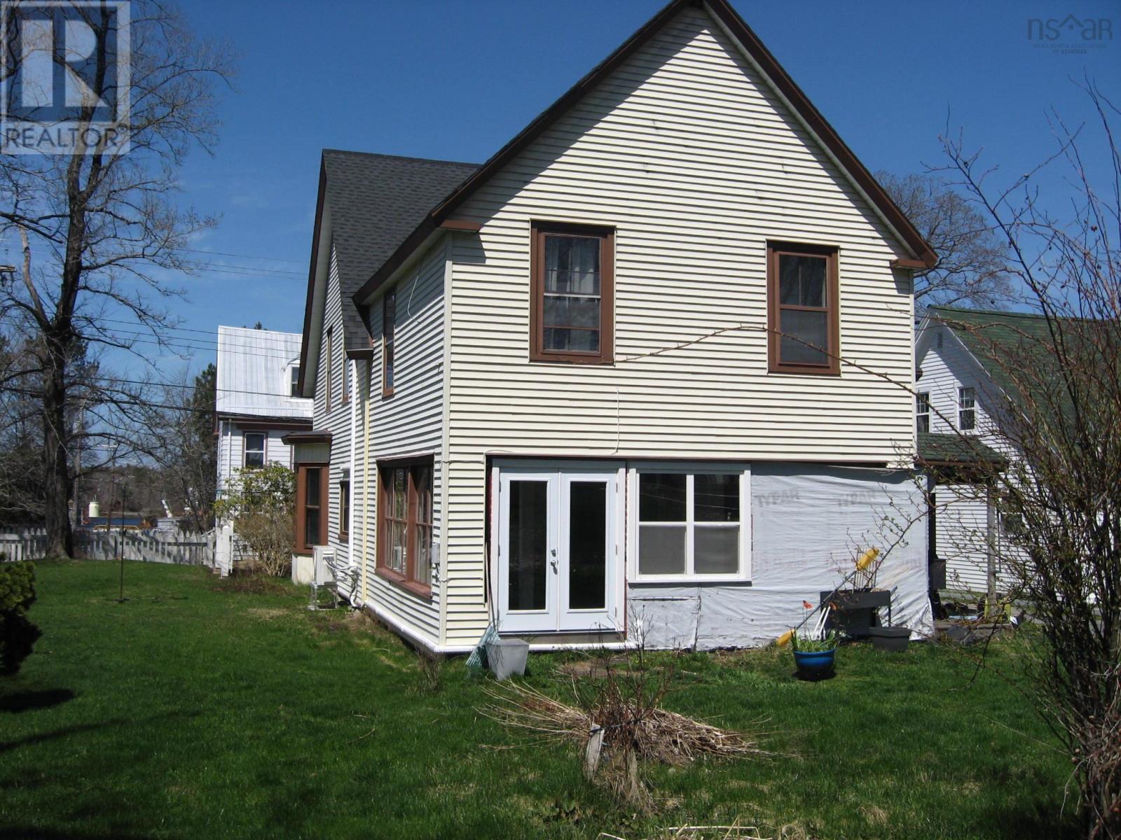 99 Main Street - 23