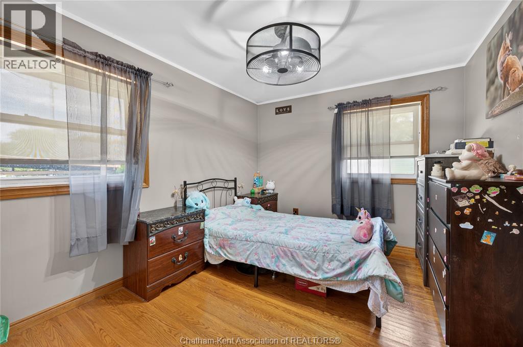 944 MCNAUGHTON AVENUE - Image 12
