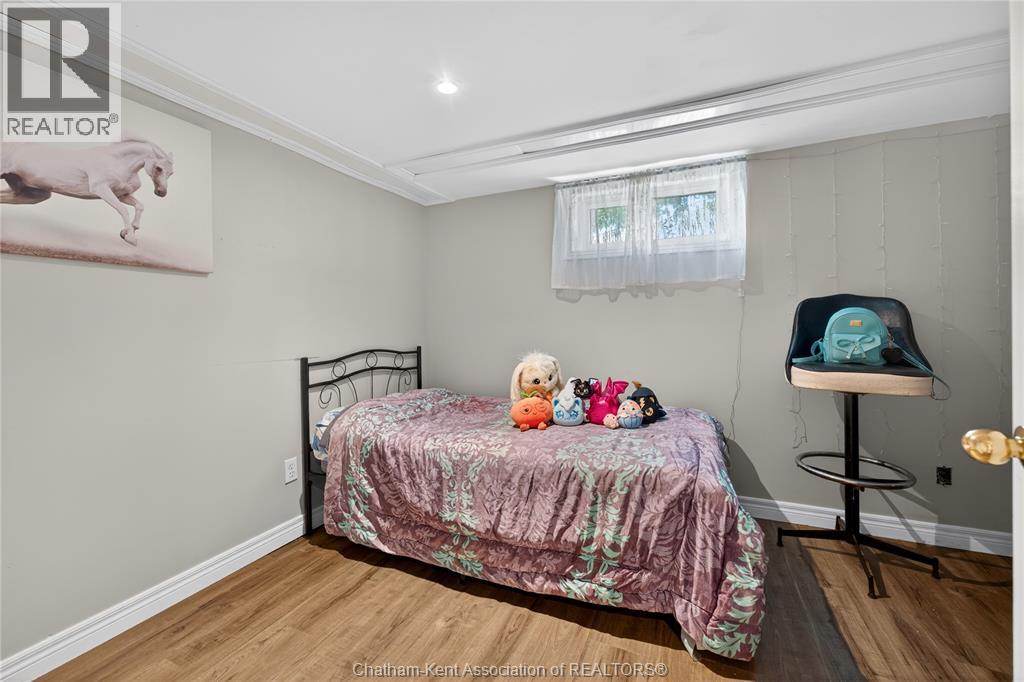 944 MCNAUGHTON AVENUE - Image 18